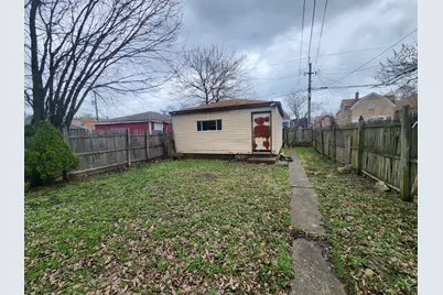 5733 S Wolcott Avenue, Chicago, IL 60636 - Photo 3