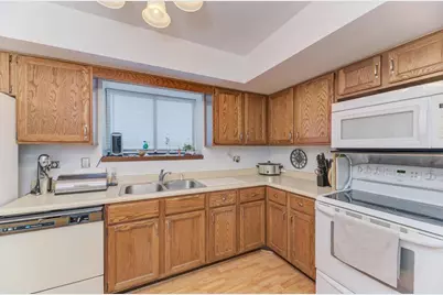 9165 North Road #F, Palos Hills, IL 60465 - Photo 7