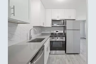 2537 E 83rd Street #206, Chicago, IL 60617 - Photo 7