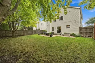 135 Celebration Ct, Hainesville, IL 60073 - Photo 27