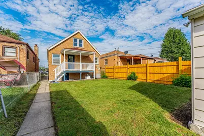 6351 S Kilbourn Avenue, Chicago, IL 60629 - Photo 41