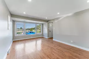 6351 S Kilbourn Ave, Chicago, IL 60629 - Photo 7