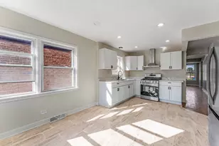 6351 S Kilbourn Ave, Chicago, IL 60629 - Photo 13