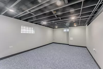 6351 S Kilbourn Avenue, Chicago, IL 60629 - Photo 29