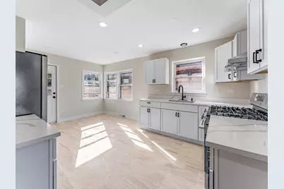 6351 S Kilbourn Avenue, Chicago, IL 60629 - Photo 9