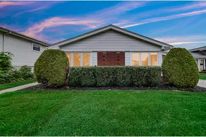 7846 Maple Street, Morton Grove, IL 60053 - Photo 1
