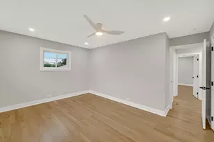 7846 Maple St, Morton Grove, IL 60053 - Photo 17