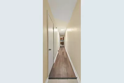 6547 N California Avenue #2N, Chicago, IL 60645 - Photo 9