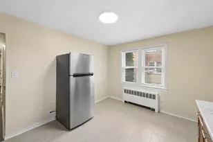 6547 N California Ave, Chicago, IL 60645 - Photo 13
