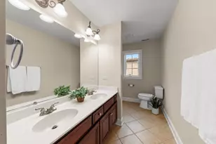 706 N Ellsworth St, Naperville, IL 60563 - Photo 27