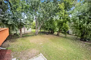 1S705 Eisenhower Rd, Oakbrook Terrace, IL 60181 - Photo 35