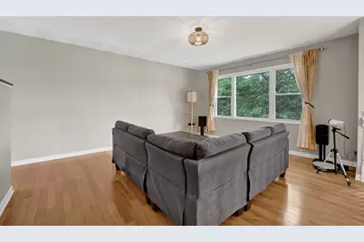 1S705 Eisenhower Road, Oakbrook Terrace, IL 60181 - Photo 3