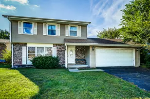 17554 Cypress Ave, Country Club Hills, IL 60478 - Photo 1
