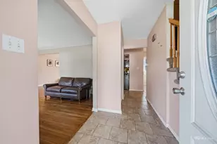 17554 Cypress Ave, Country Club Hills, IL 60478 - Photo 5