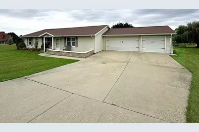 1910 Lakeview Lane, Dixon, IL 61021 - Photo 1