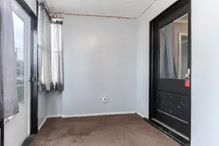118 W Van Alstyne St, Cullom, IL 60929 - Photo 9
