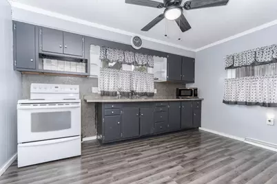 118 W Van Alstyne Street, Cullom, IL 60929 - Photo 15