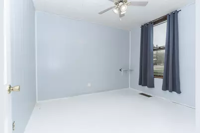 118 W Van Alstyne Street, Cullom, IL 60929 - Photo 23