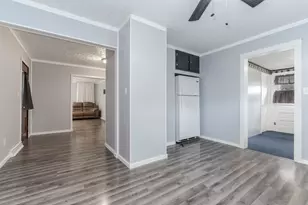 118 W Van Alstyne St, Cullom, IL 60929 - Photo 17