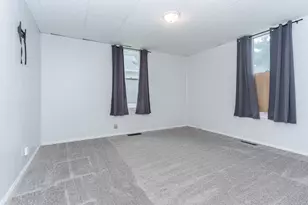 118 W Van Alstyne St, Cullom, IL 60929 - Photo 21