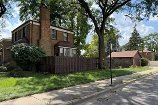 8200 S Fairfield Ave, Chicago, IL 60652 - Photo 3