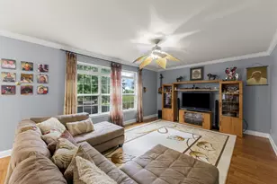 5961 Mackinac Ln, Hoffman Estates, IL 60192 - Photo 5