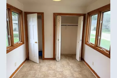 403 E 9th Street, Peru, IL 61354 - Photo 7
