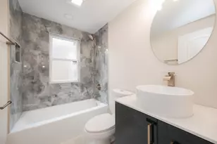 8728 S King Dr, Chicago, IL 60619 - Photo 7