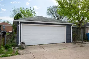 8728 S King Dr, Chicago, IL 60619 - Photo 29