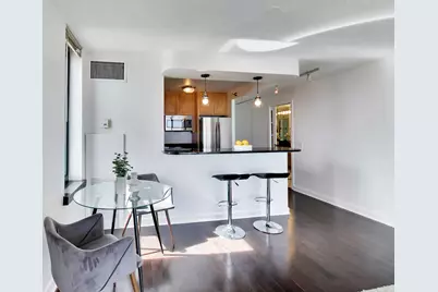 3660 N Lake Shore Drive #3307, Chicago, IL 60613 - Photo 7