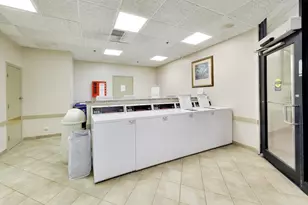 3660 N Lake Shore Dr, Chicago, IL 60613 - Photo 33
