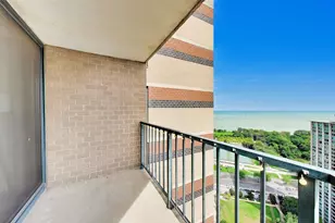3660 N Lake Shore Dr, Chicago, IL 60613 - Photo 15