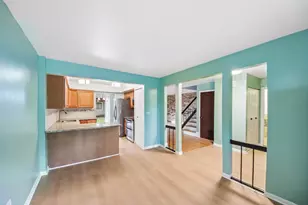 105 W Dover Dr, Mount Prospect, IL 60056 - Photo 31