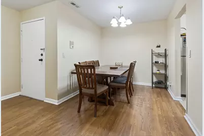 580 Cumberland Trail #B6, Roselle, IL 60172 - Photo 5