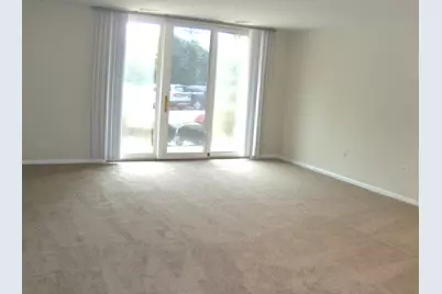 125 Acacia Circle #112, Indian Head Park, IL 60525 - Photo 7