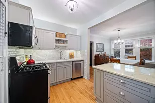 5030 N Leavitt St, Chicago, IL 60625 - Photo 9