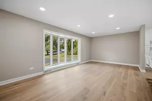 8009 Winter Cir, Downers Grove, IL 60516 - Photo 11