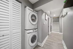 231 E 59th St, Chicago, IL 60637 - Photo 21