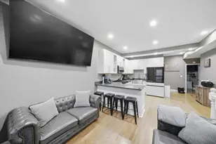 231 E 59th St, Chicago, IL 60637 - Photo 7