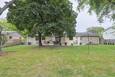 1431 Maple Lane, Elgin, IL 60123 - Photo 27