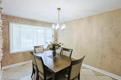 1431 Maple Lane, Elgin, IL 60123 - Photo 13