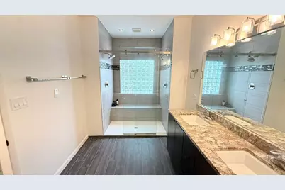 1945 W Thomas Street #2, Chicago, IL 60622 - Photo 13