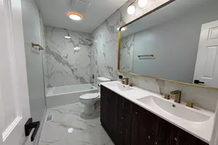 807 Hayward Ave, Streamwood, IL 60107 - Photo 7