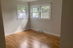 36608 N Lawrence Dr, Lake Villa, IL 60046 - Photo 9