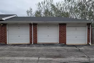 16671 Liberty Cir, Orland Park, IL 60467 - Photo 11