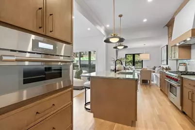 1962 W Wilson Avenue, Chicago, IL 60640 - Photo 9