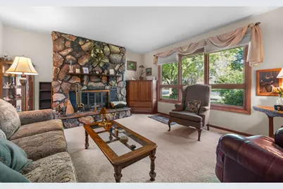 4555 Cinnamon Court, Rockford, IL 61114 - Photo 3