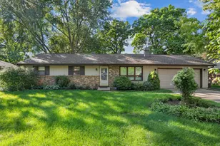 4555 Cinnamon Ct, Rockford, IL 61114 - Photo 1