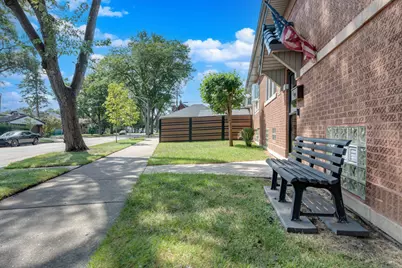 6100 N Mason Avenue, Chicago, IL 60646 - Photo 25