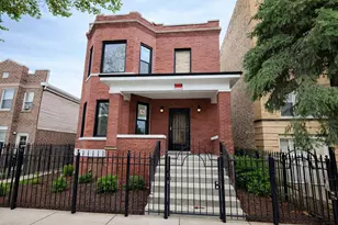 3340 W Evergreen Ave, Chicago, IL 60651 - Photo 1